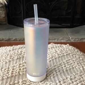 Ello Monterey 24 oz Plastic Tumbler, White Iridescent in Preloved Condition!